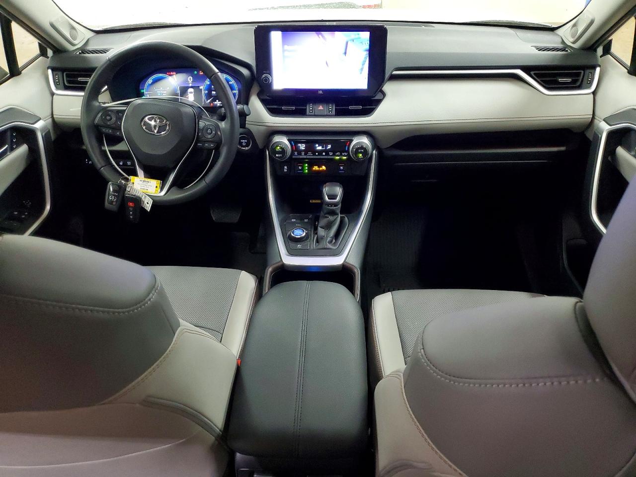 2024 TOYOTA RAV4 LIMITED photo 15