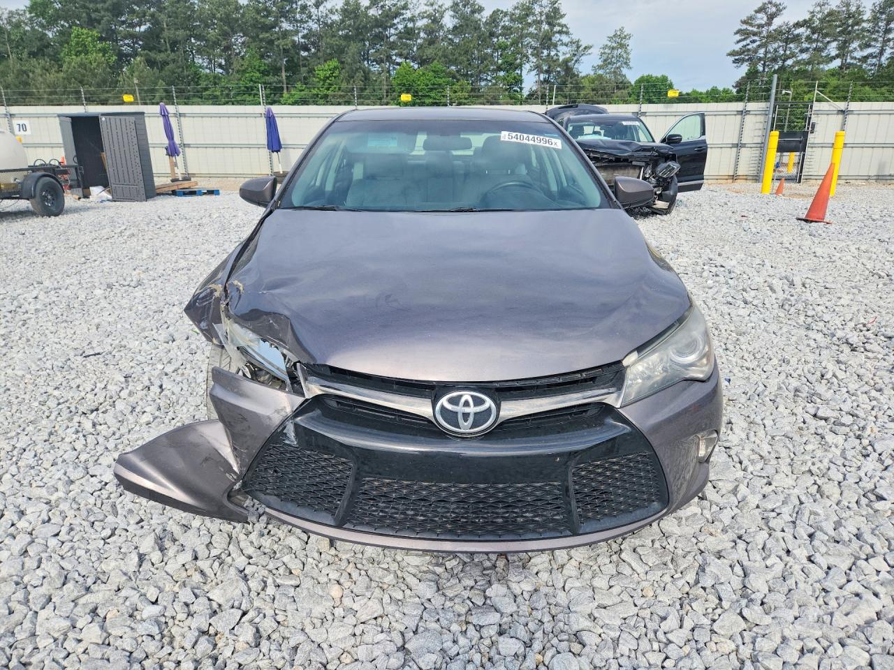 2015 TOYOTA CAMRY SE photo 13