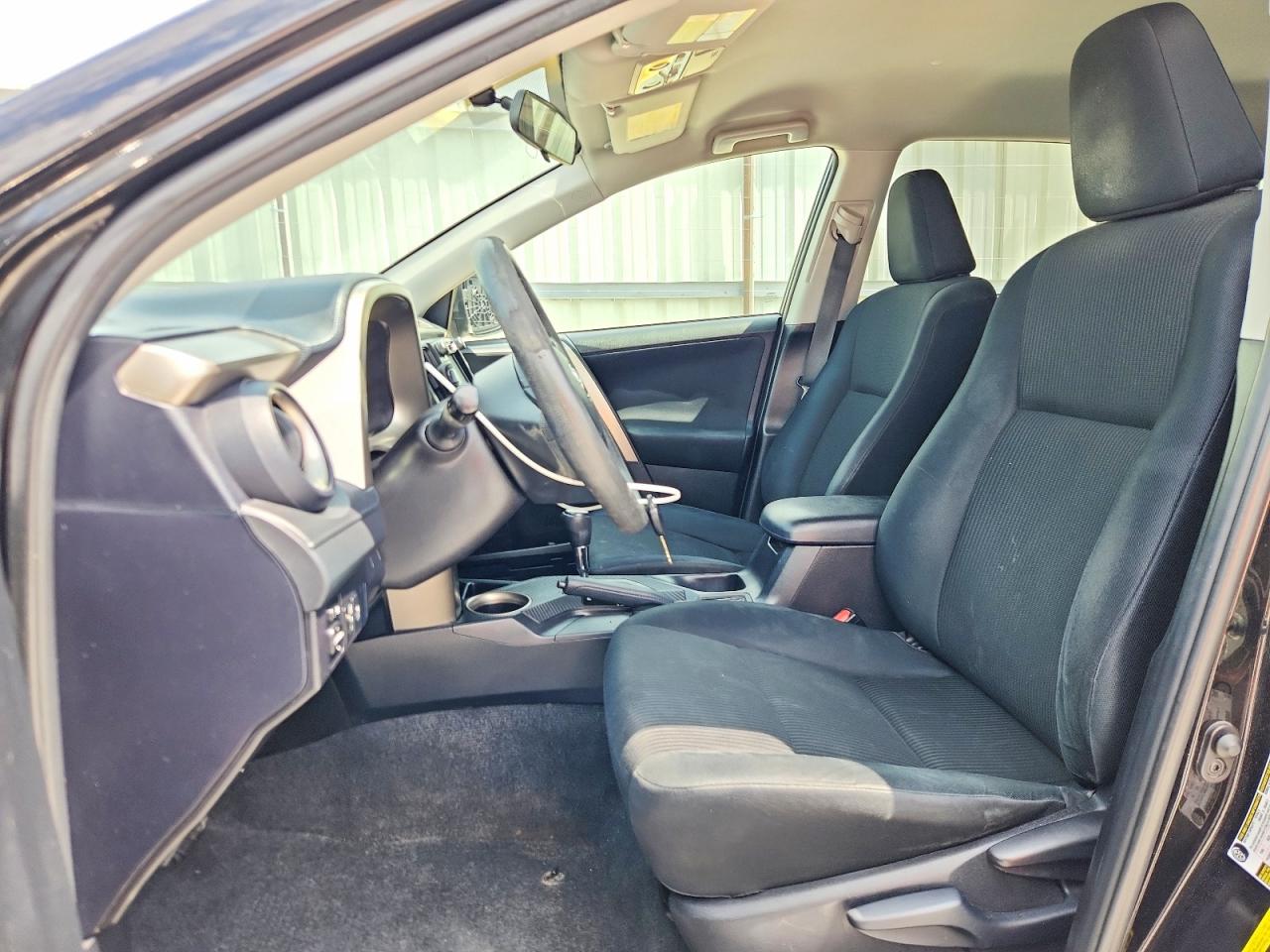 2015 TOYOTA RAV4 LE photo 19