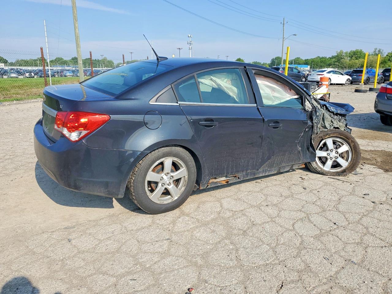 2013 CHEVROLET CRUZE LT photo 3