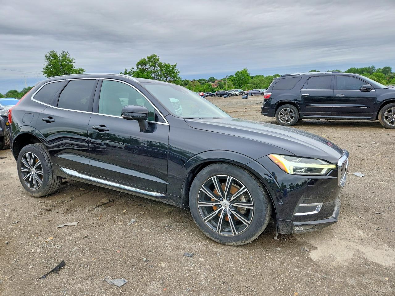 2019 VOLVO XC60 T5 INSCRIPTION photo 4