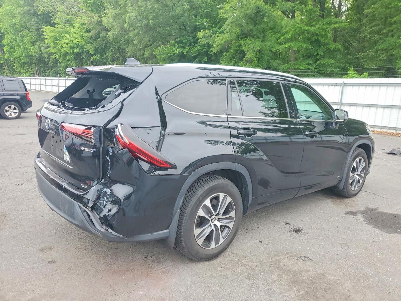 2022 TOYOTA HIGHLANDER HYBRID XLE photo 7