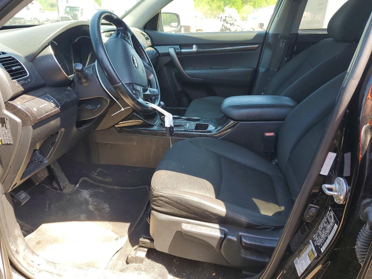 2014 KIA SORENTO LX photo 13