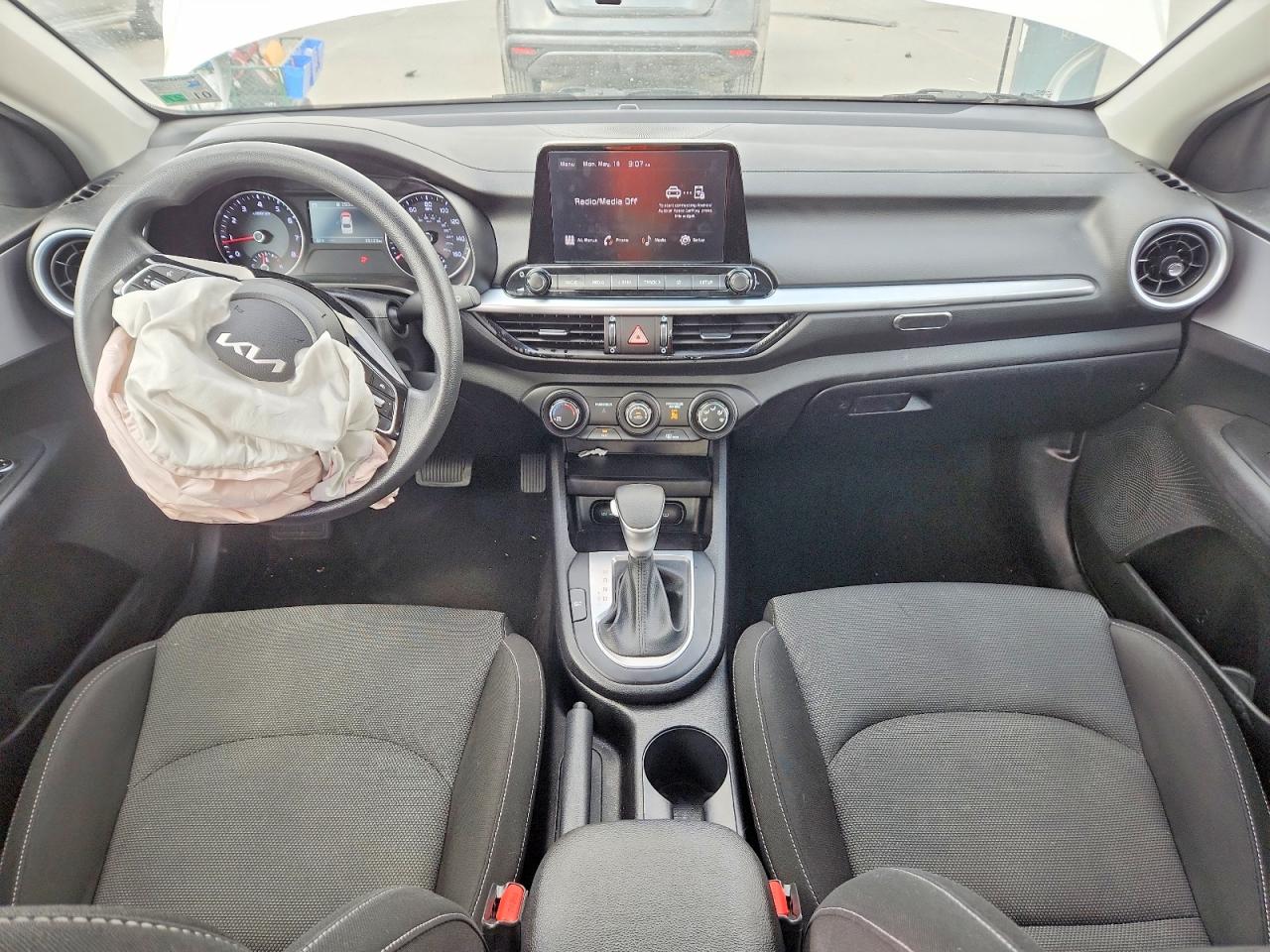 2024 KIA FORTE LXS photo 22