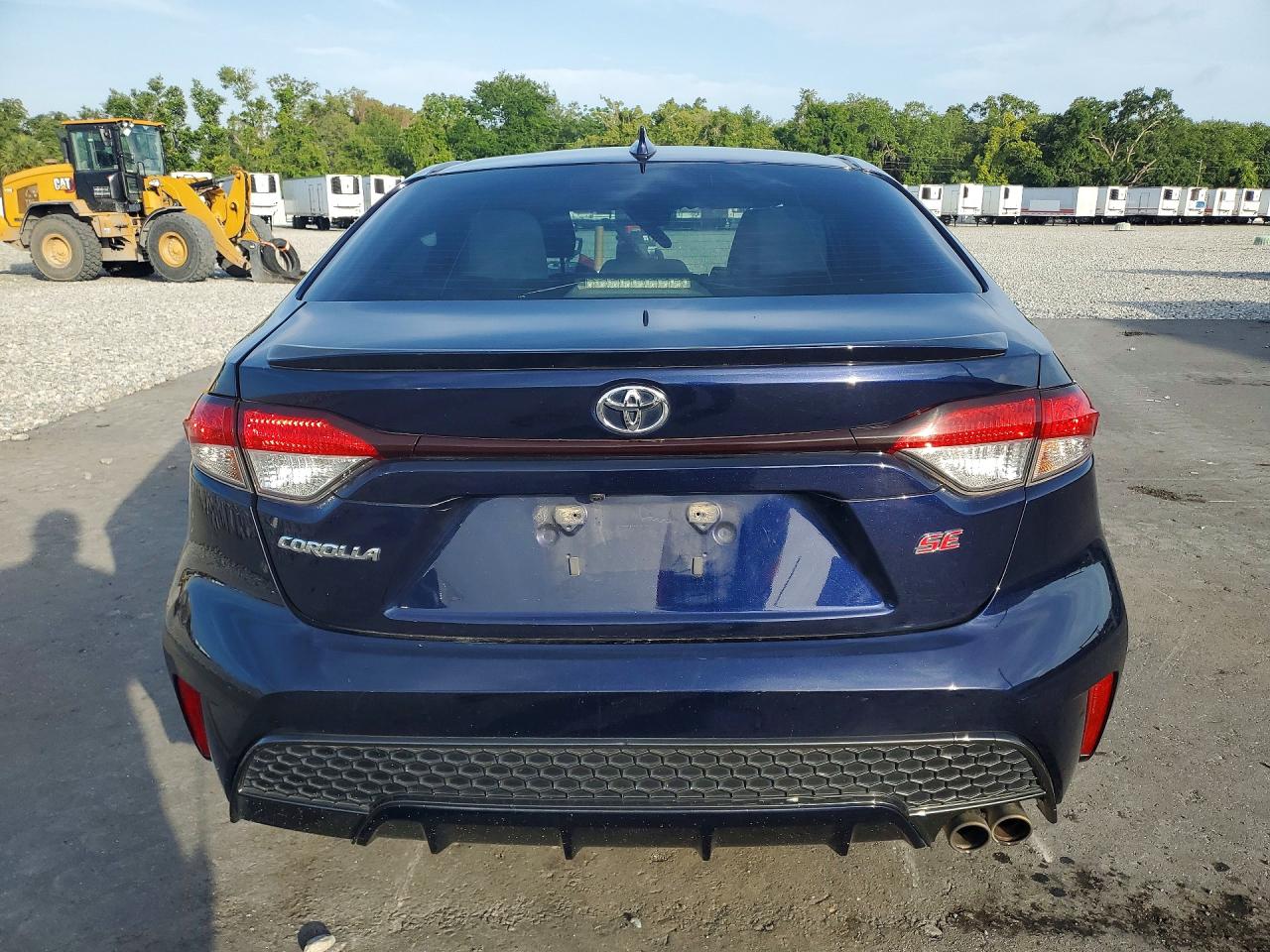 2020 TOYOTA COROLLA SE photo 11