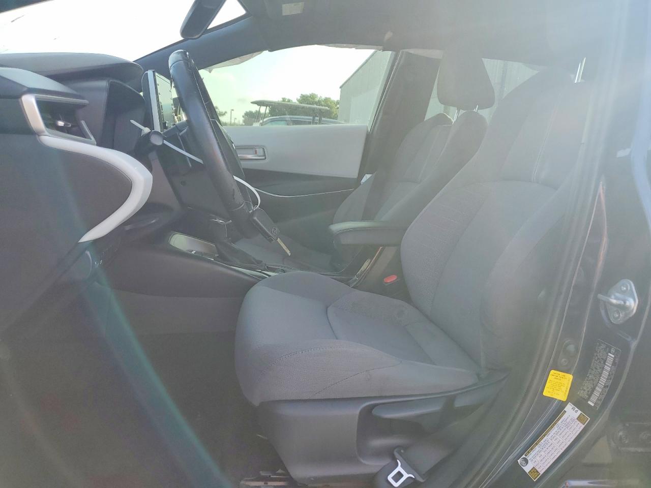 2020 TOYOTA COROLLA SE photo 13