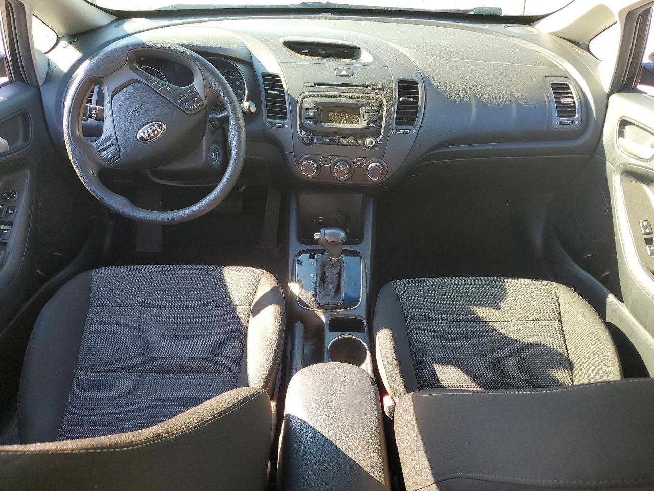 2018 KIA FORTE LX photo 8