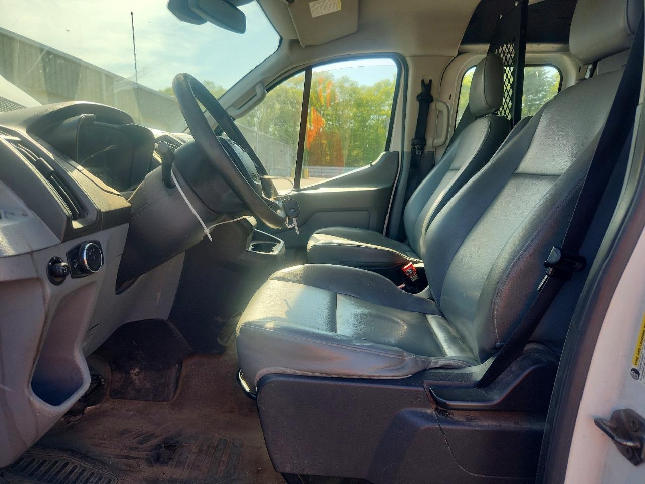 2016 FORD TRANSIT T-150 photo 19