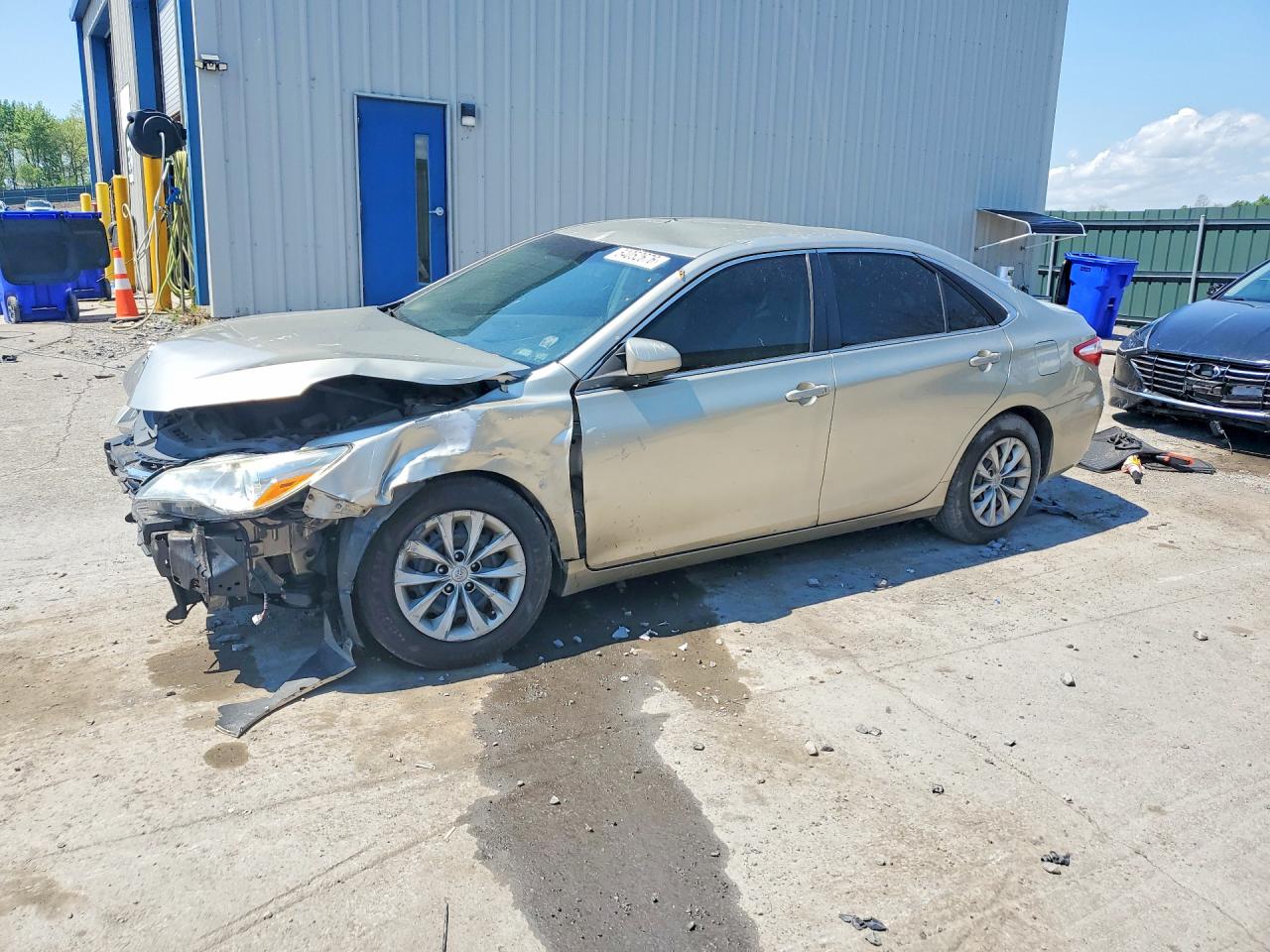 2015 TOYOTA CAMRY