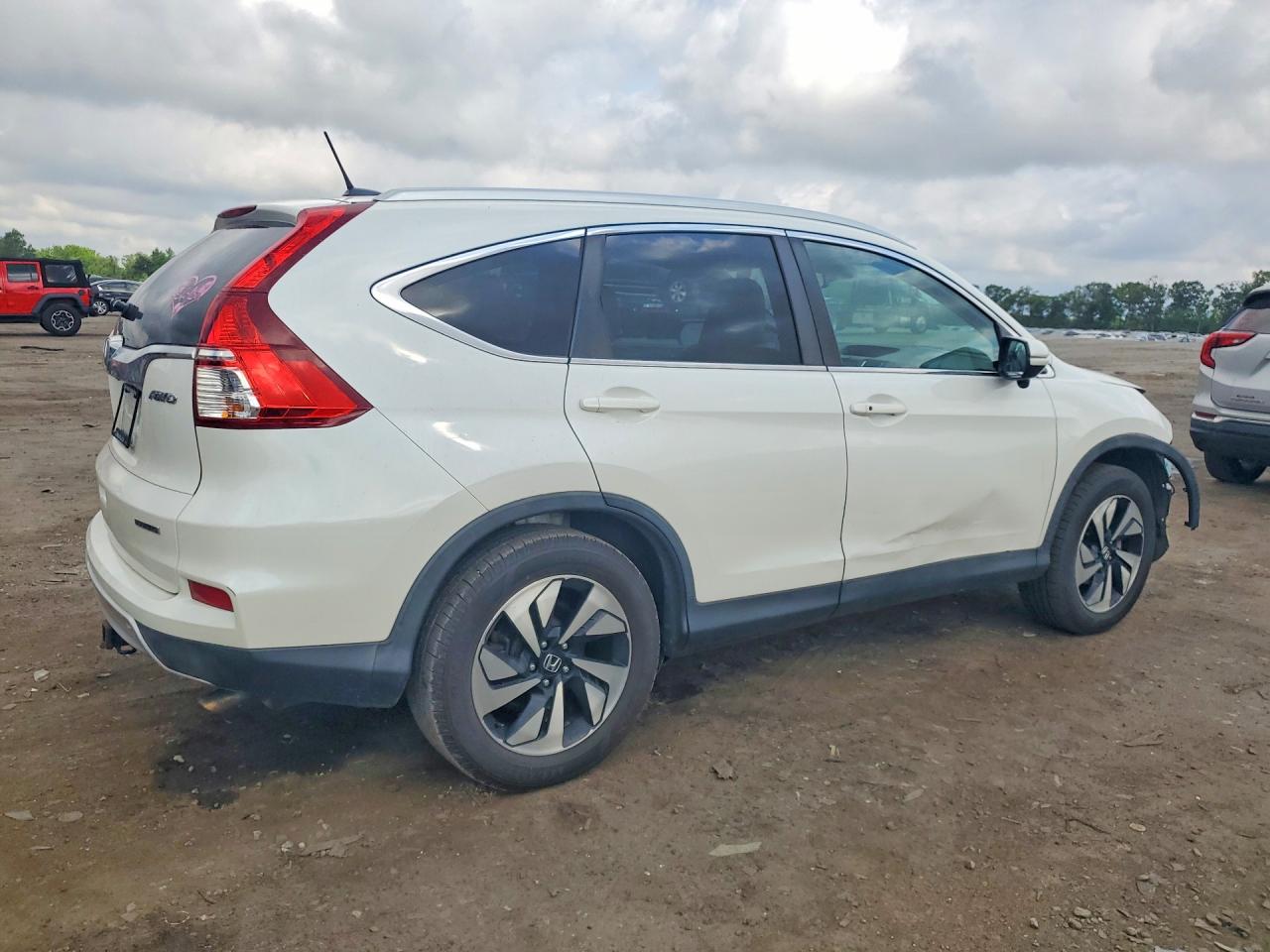 2016 HONDA CR-V TOURING photo 5