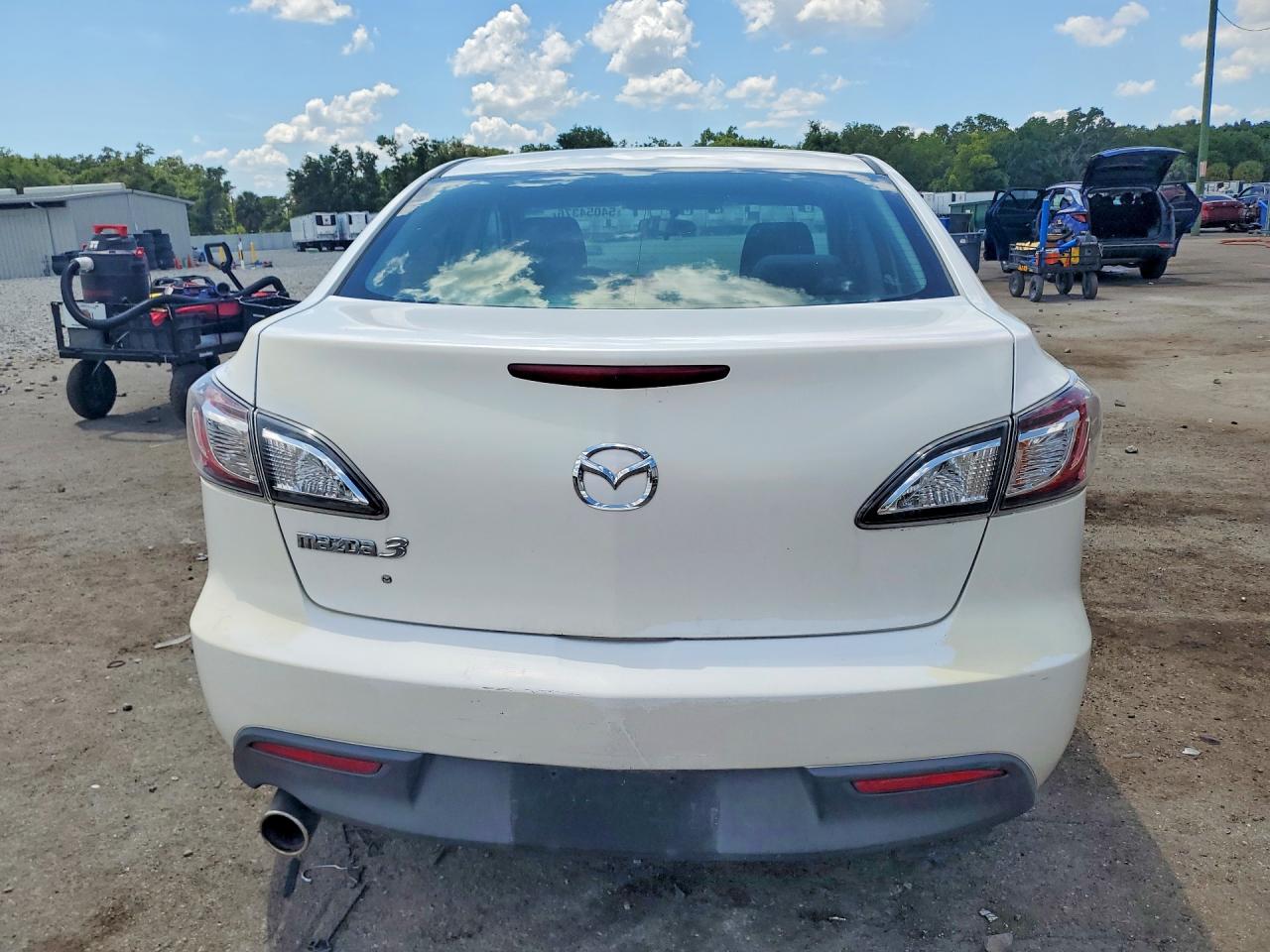 2010 MAZDA 3 I photo 16