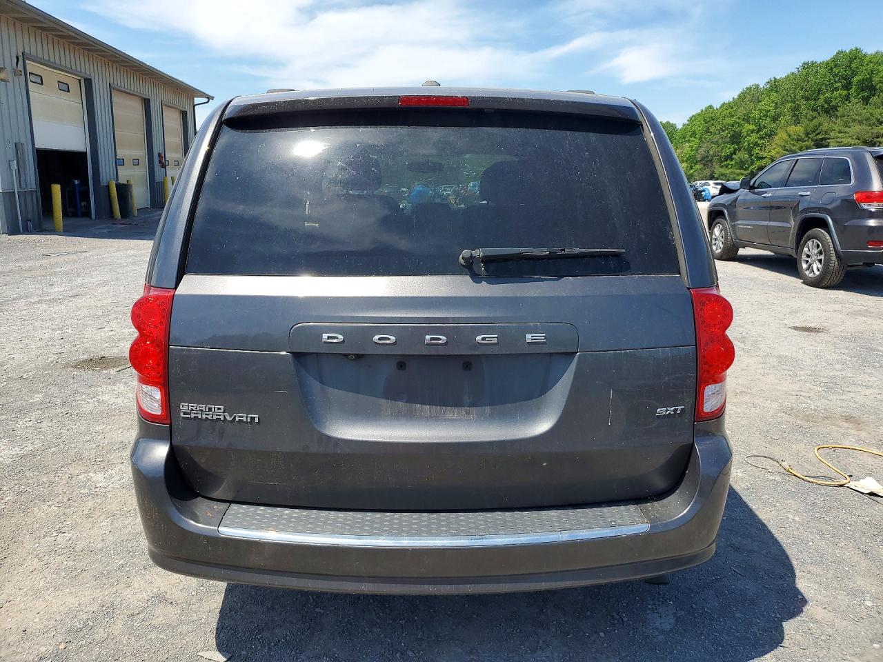 2015 DODGE GRAND CARAVAN SXT photo 11