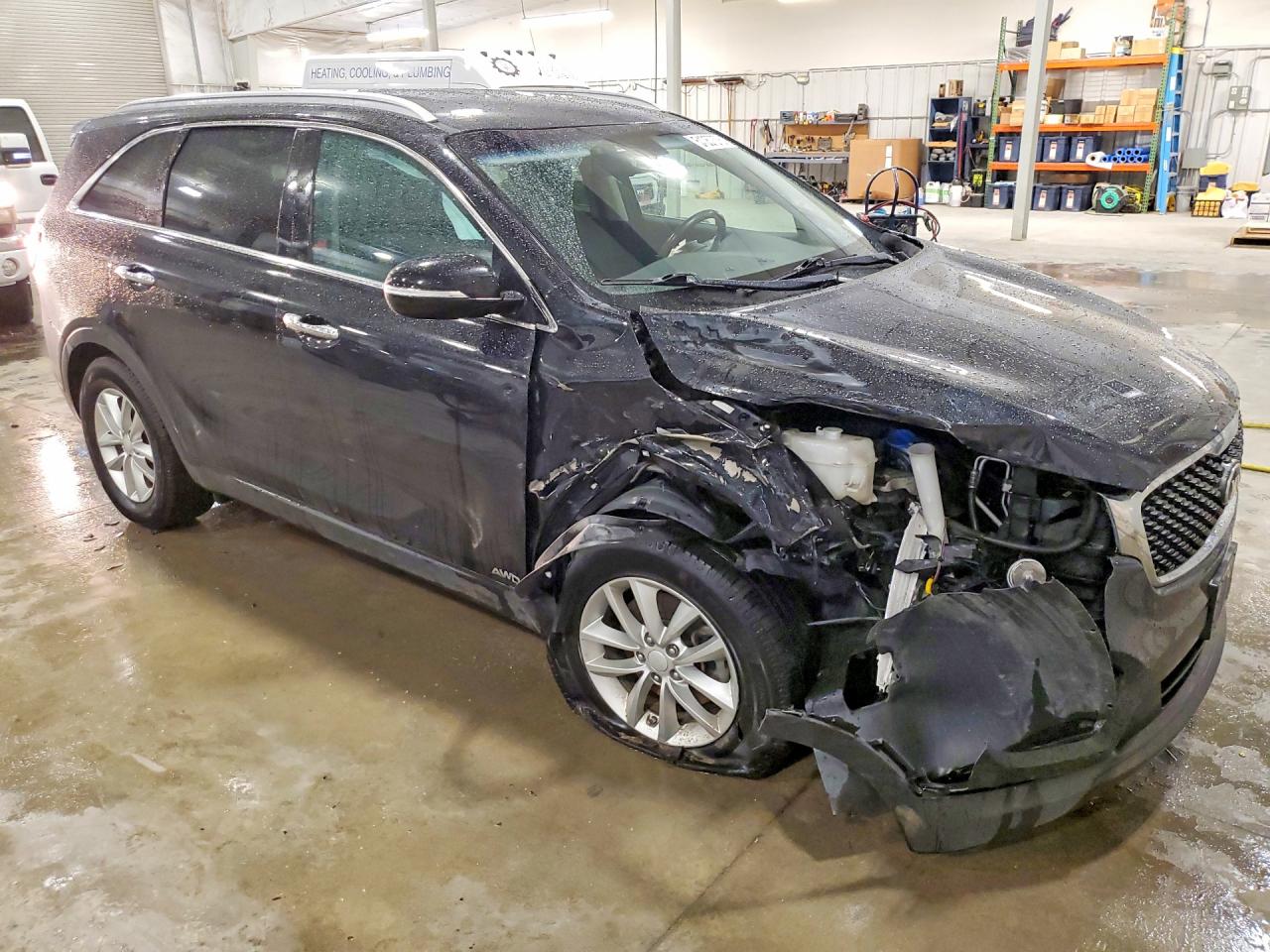 2017 KIA SORENTO LX photo 4