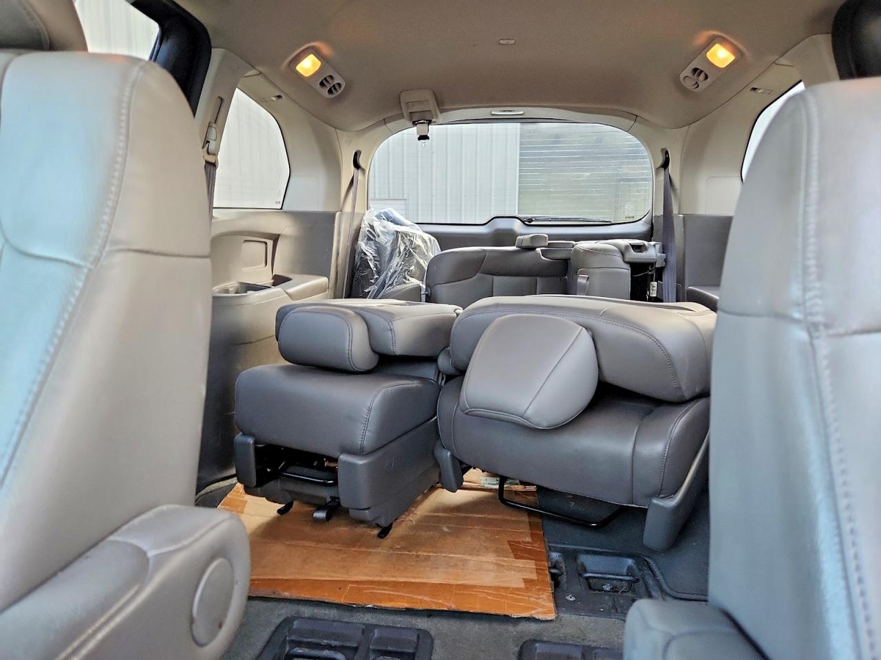 2014 HONDA ODYSSEY EXL photo 28