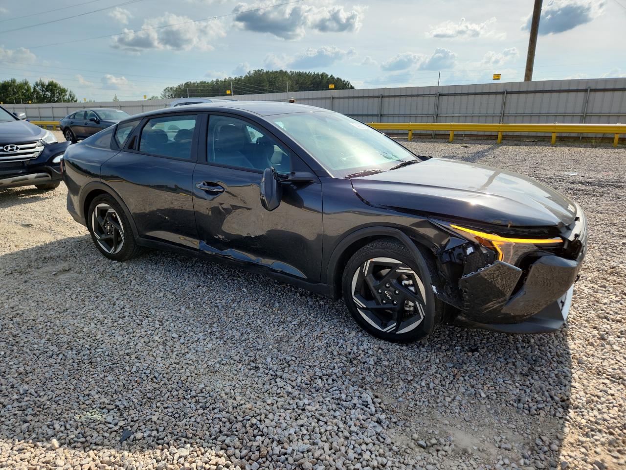2025 KIA K4 EX photo 10