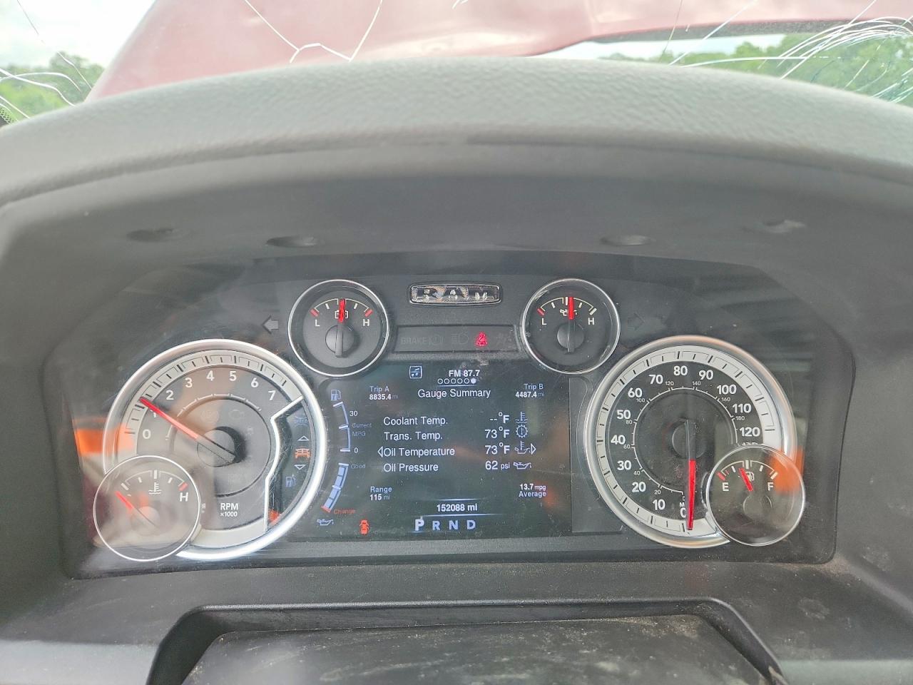 2013 RAM 1500 SLT photo 17