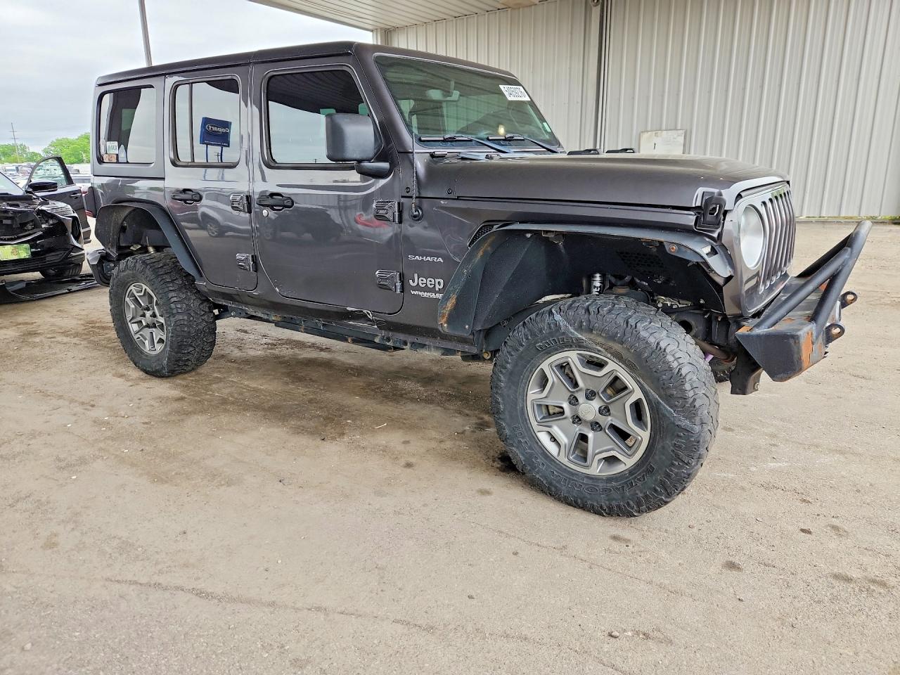 2018 JEEP WRANGLER UNLIMITED SAHARA photo 7