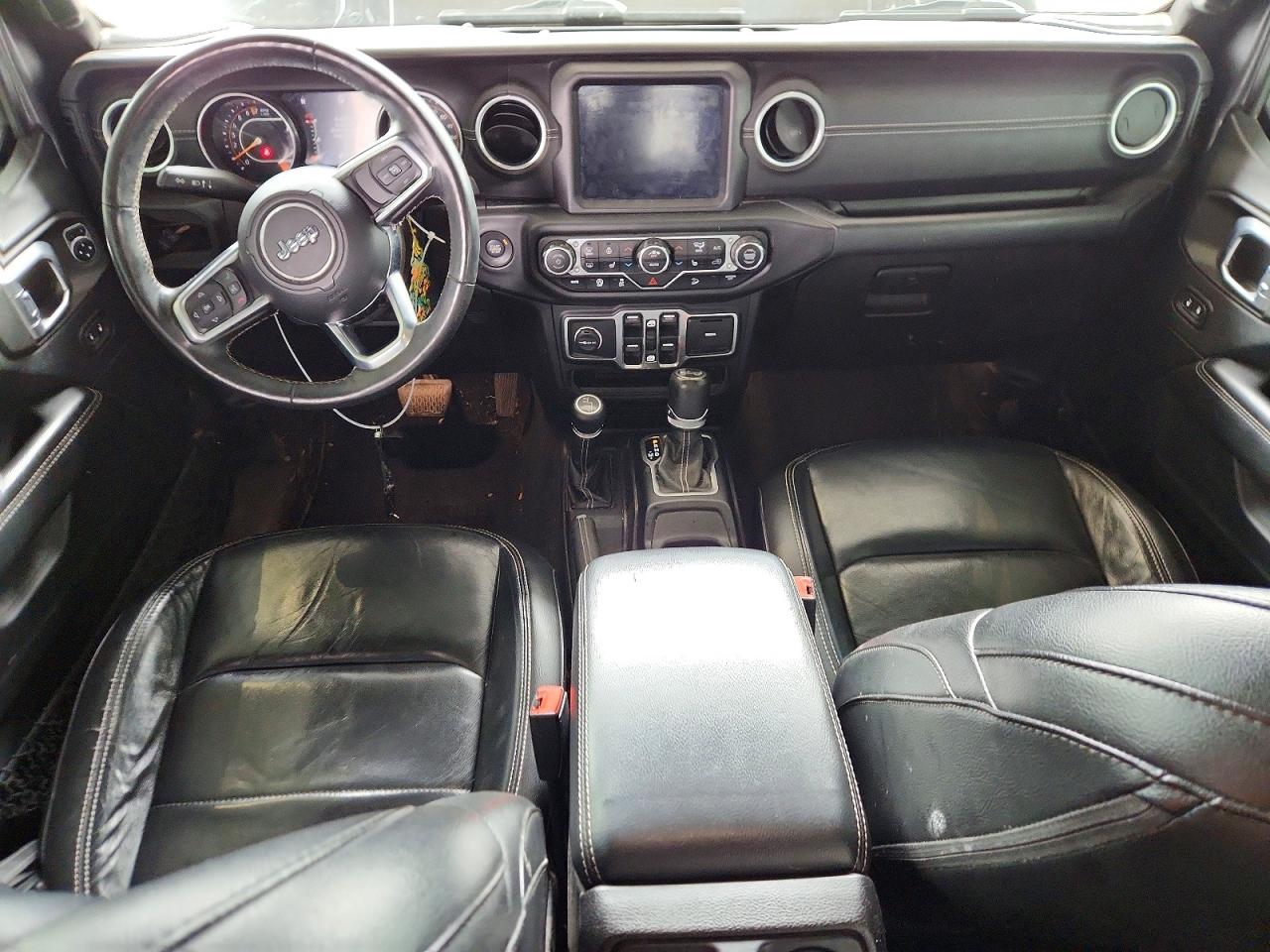 2018 JEEP WRANGLER UNLIMITED SAHARA photo 15