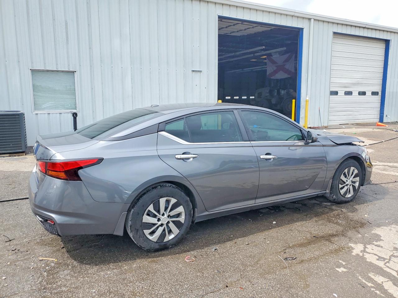 2019 NISSAN ALTIMA S photo 5