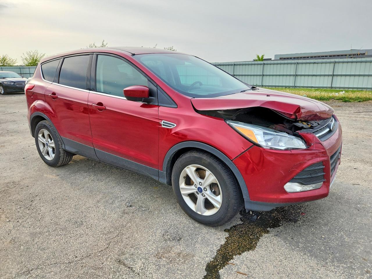 2015 FORD ESCAPE SE photo 4