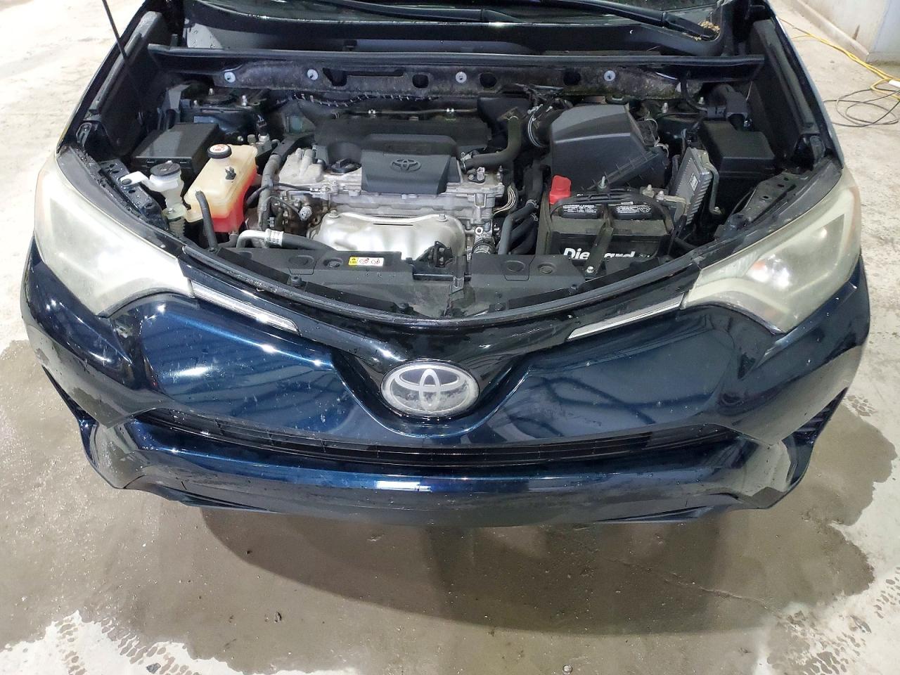 2018 TOYOTA RAV4 LE photo 12