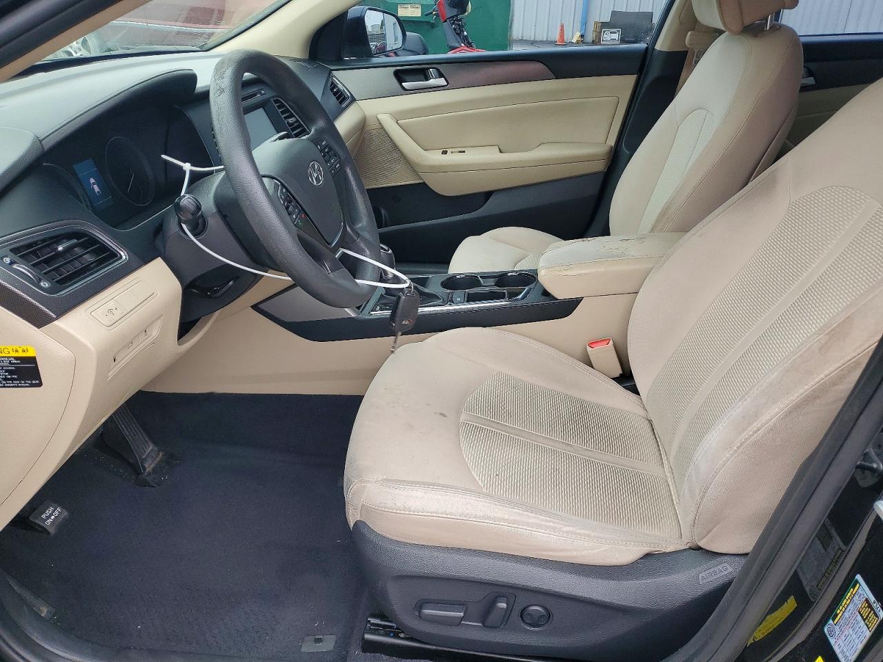 2017 HYUNDAI SONATA SPORT photo 19