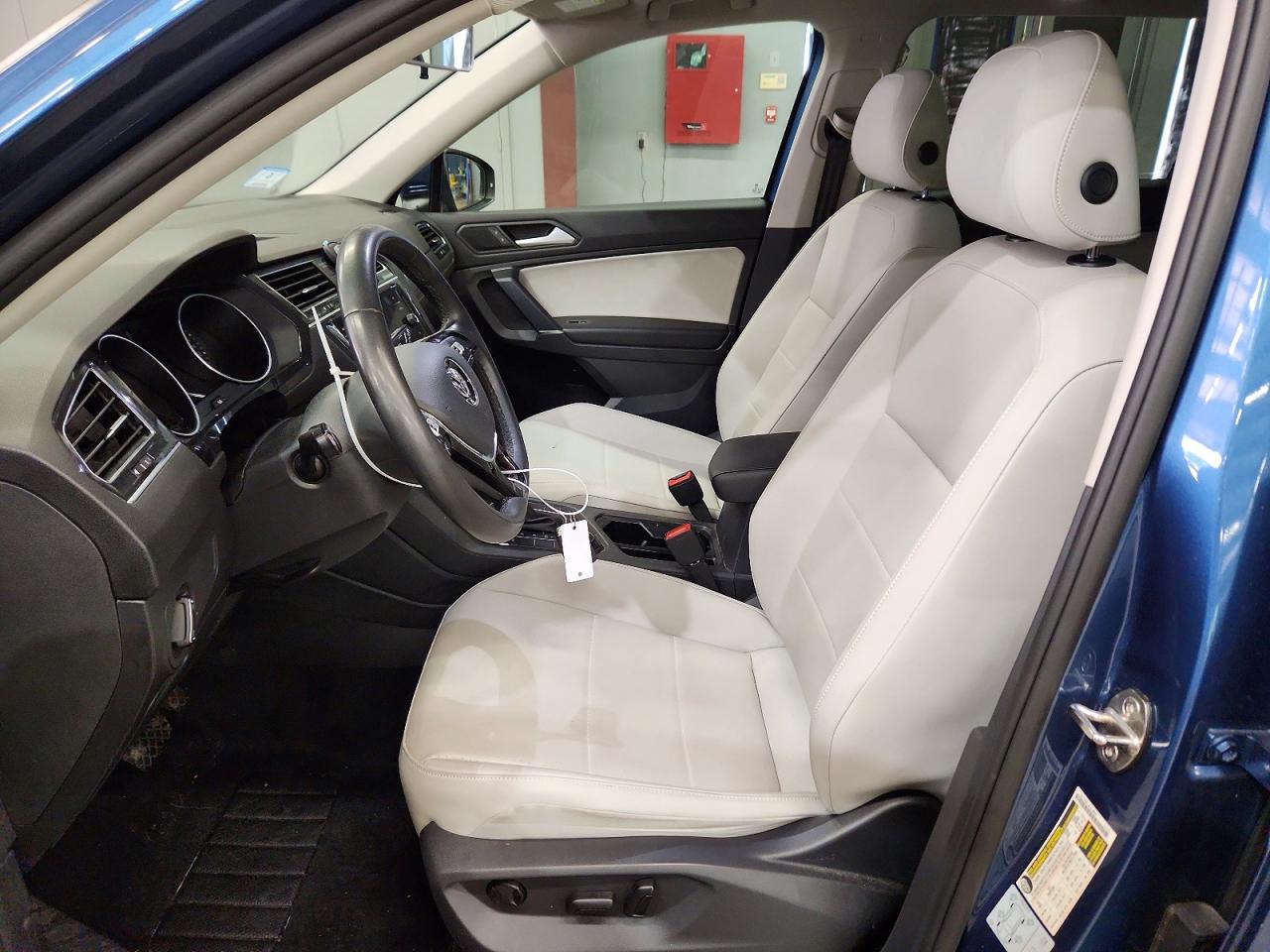 2020 VOLKSWAGEN TIGUAN SE photo 13