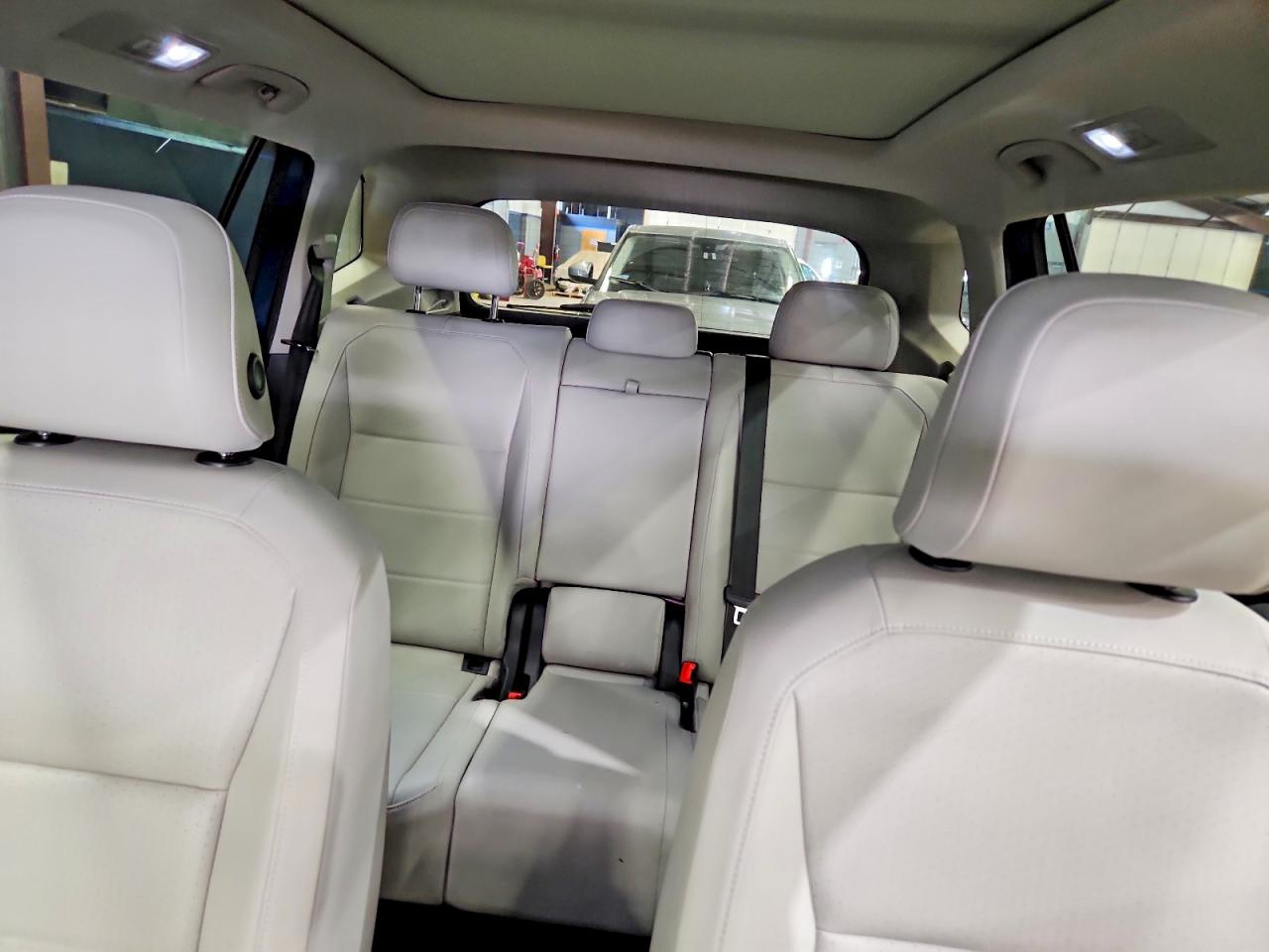 2020 VOLKSWAGEN TIGUAN SE photo 19
