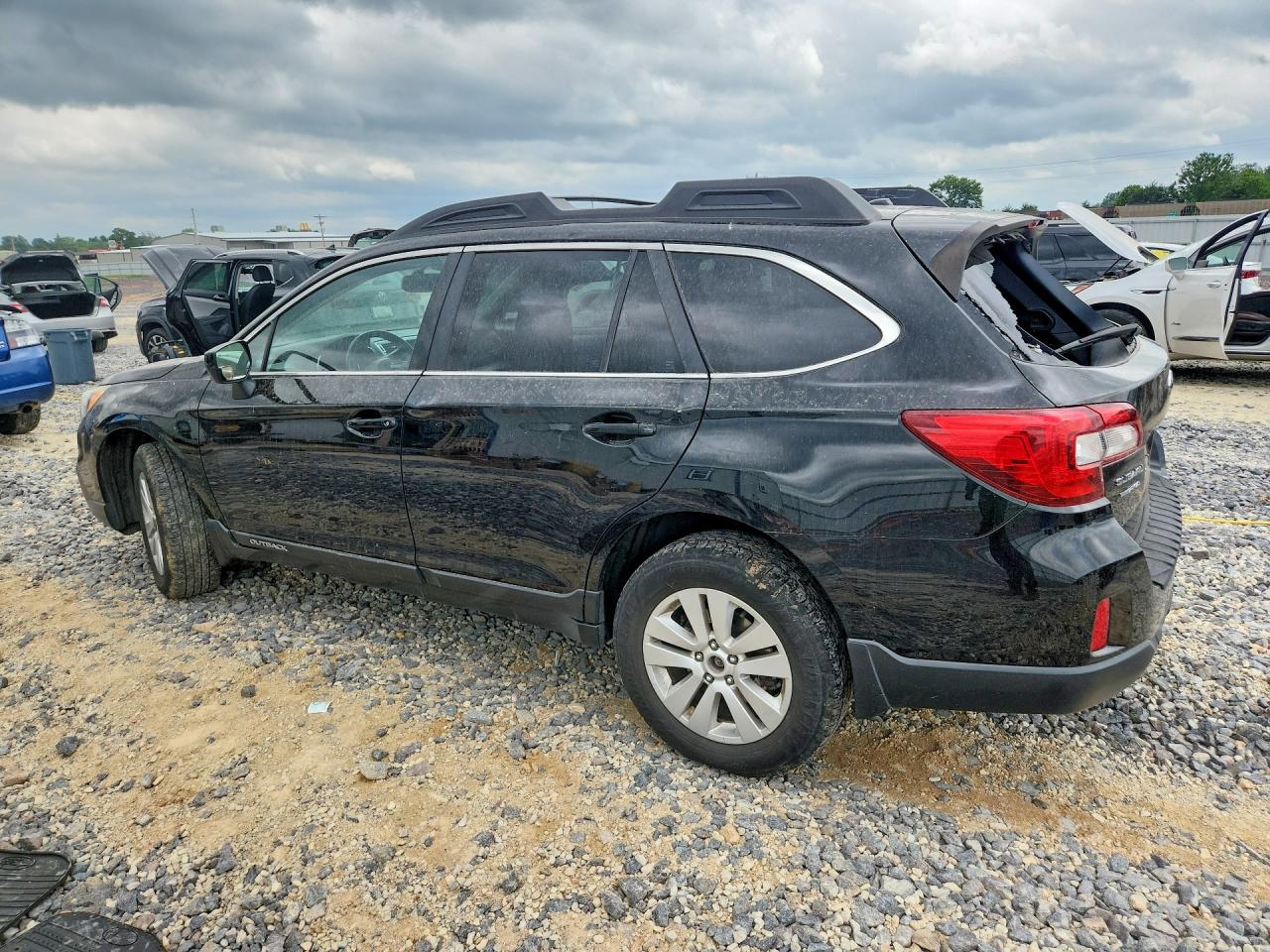 2015 SUBARU OUTBACK 2.5I PREMIUM photo 4
