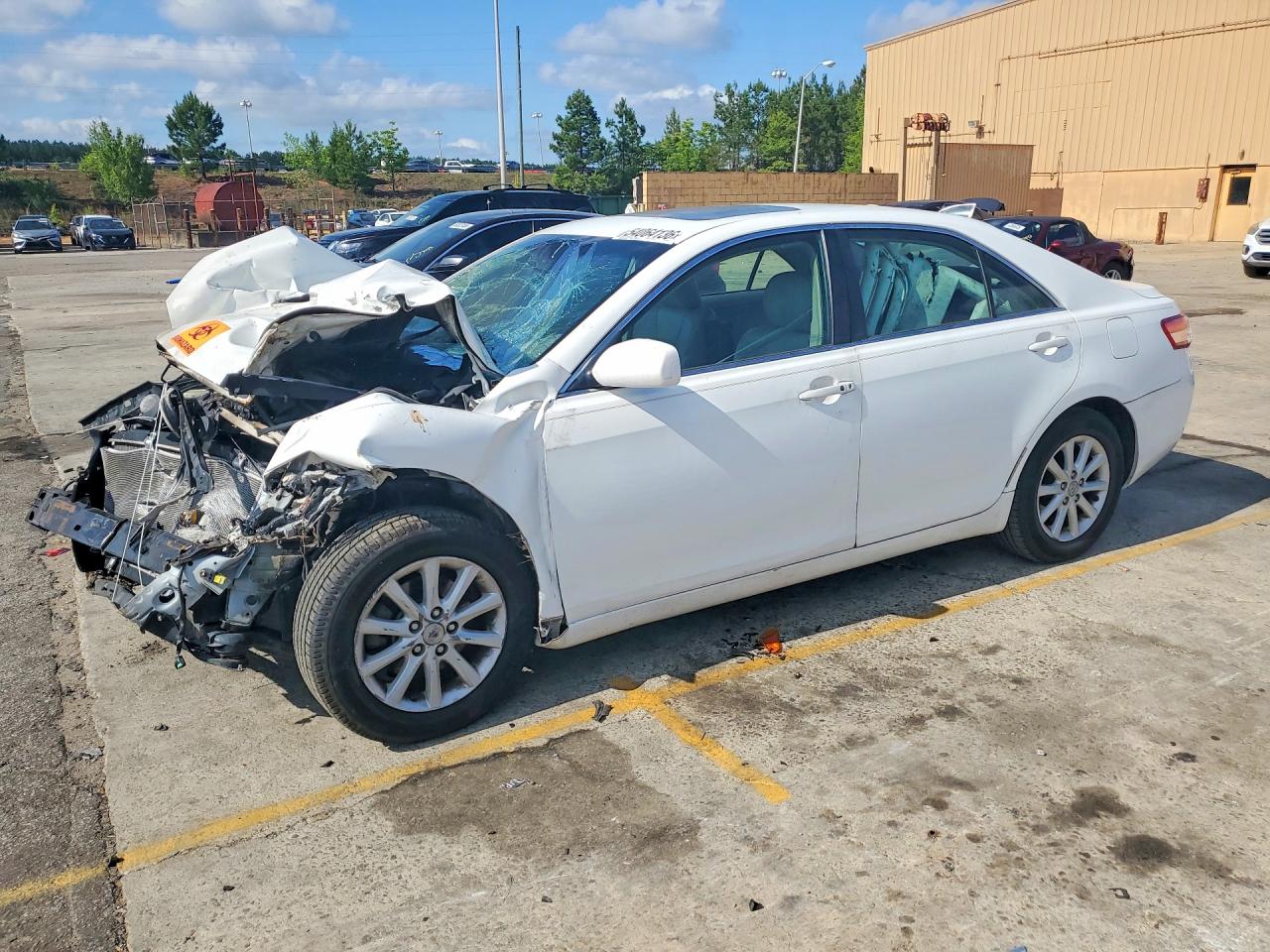 2010 TOYOTA CAMRY