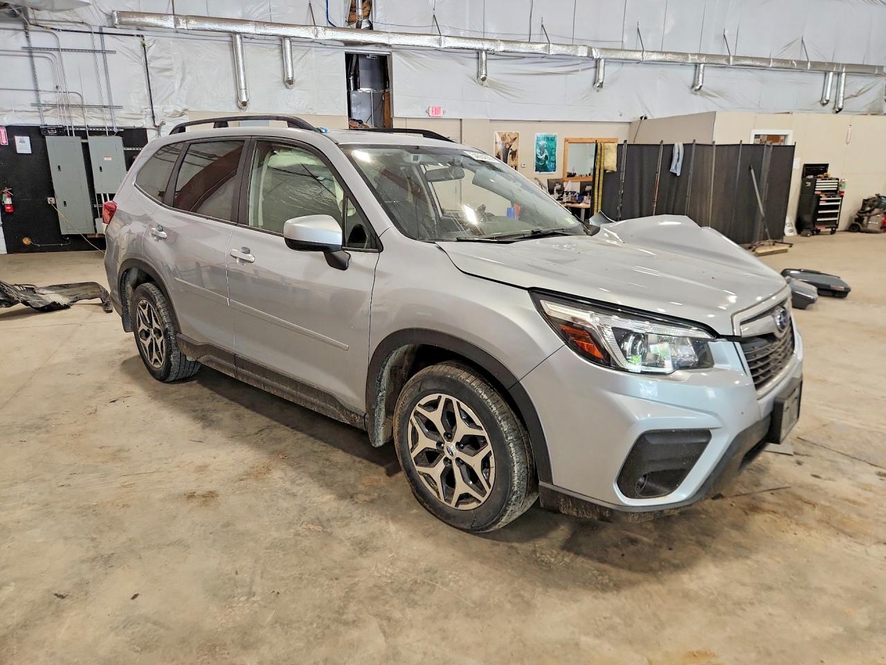 2020 SUBARU FORESTER PREMIUM photo 7