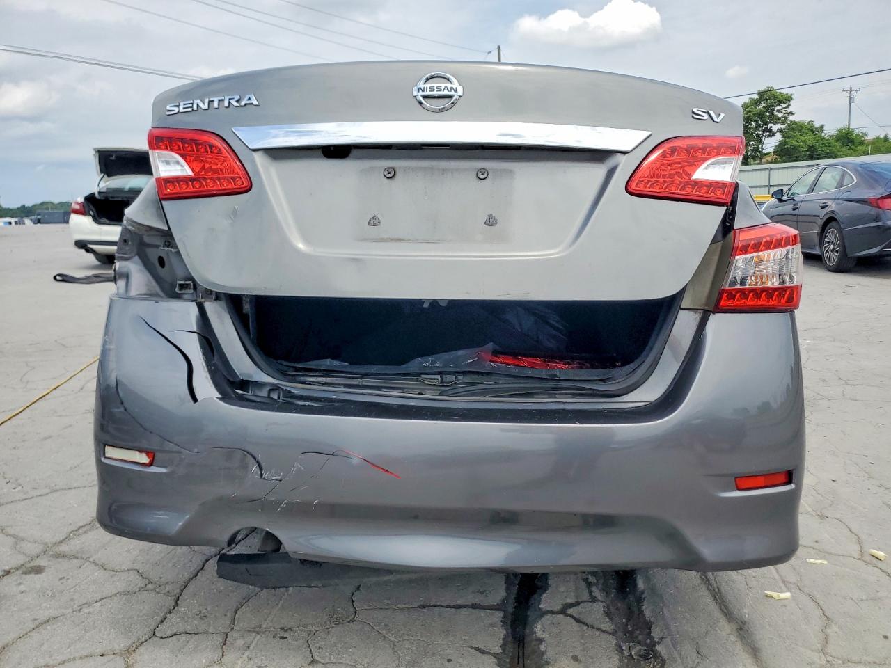2015 NISSAN SENTRA S photo 6