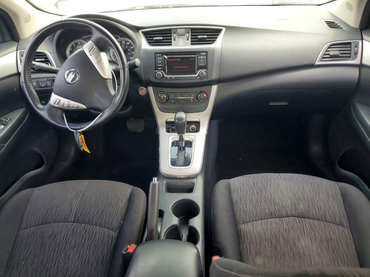 2015 NISSAN SENTRA S photo 8