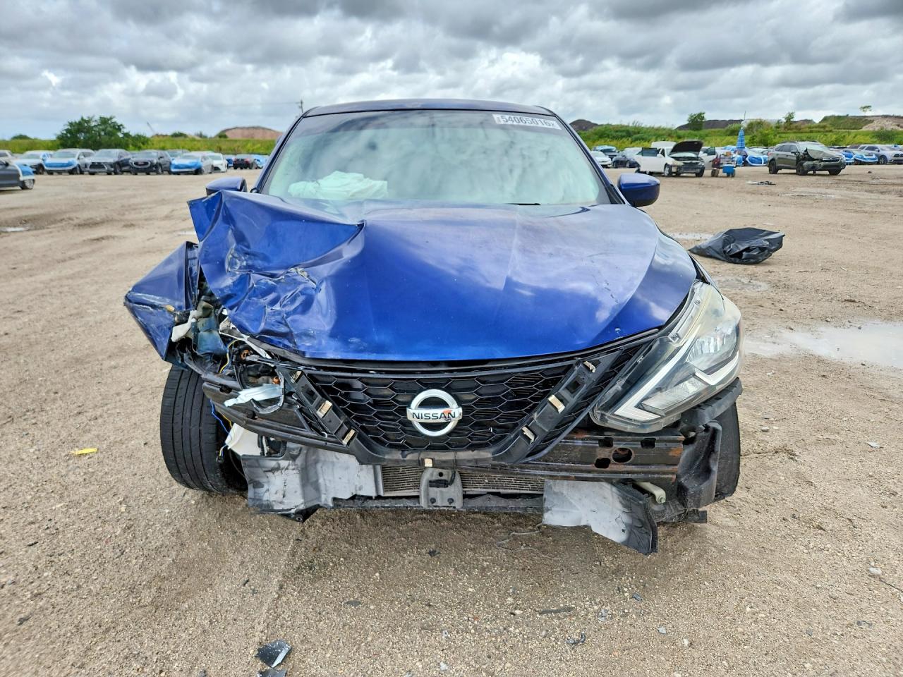 2017 NISSAN SENTRA S photo 9