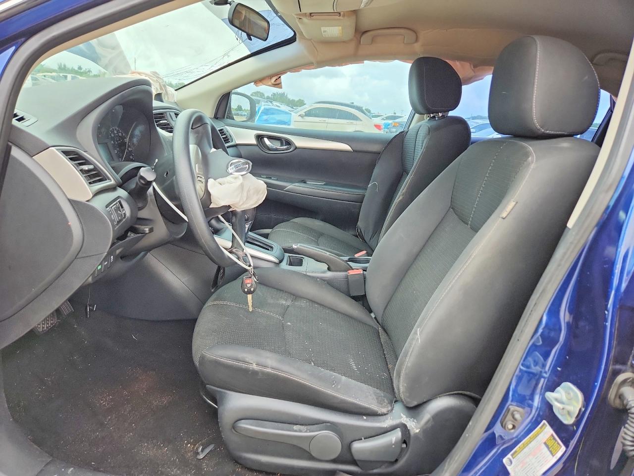 2017 NISSAN SENTRA S photo 13