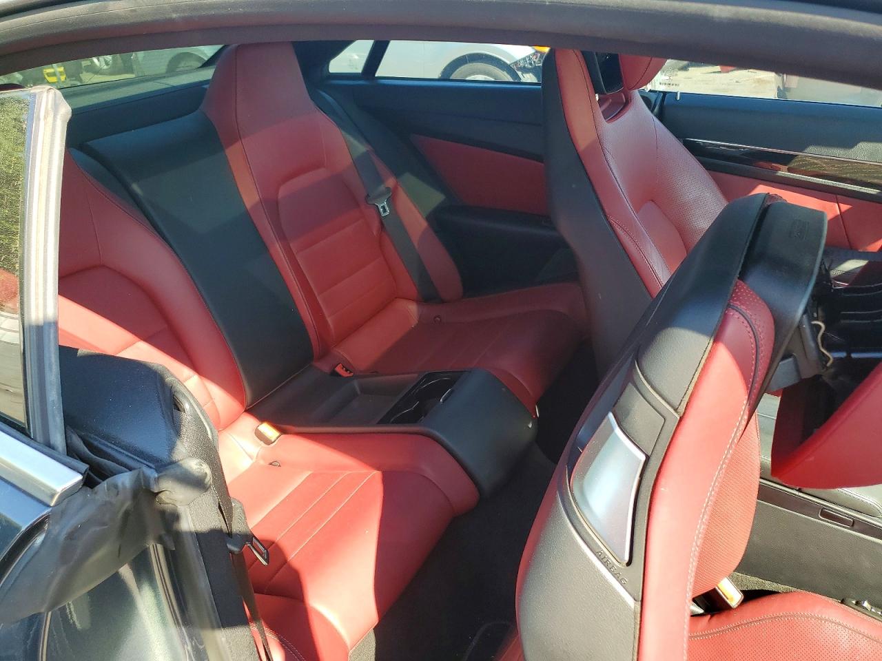 2016 MERCEDES-BENZ E 400 4MATIC photo 28