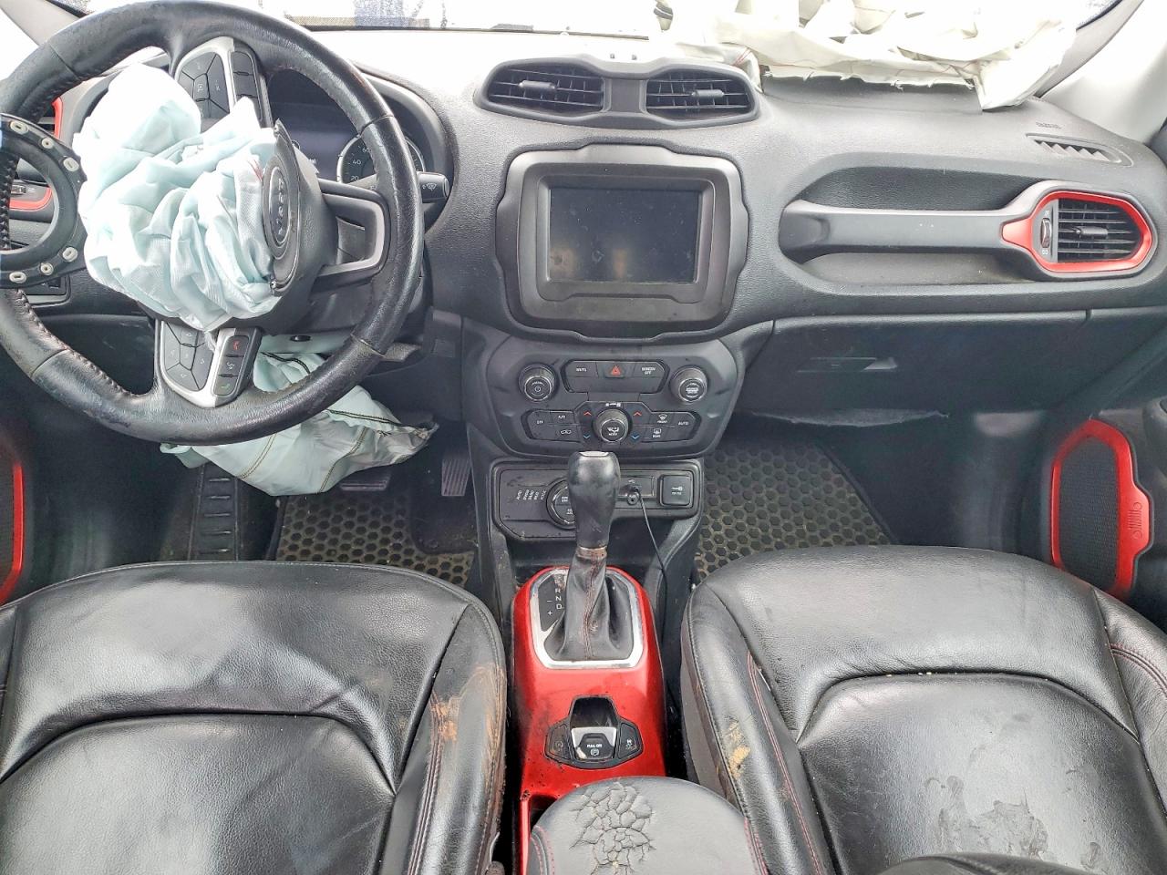 2019 JEEP RENEGADE TRAILHAWK photo 22