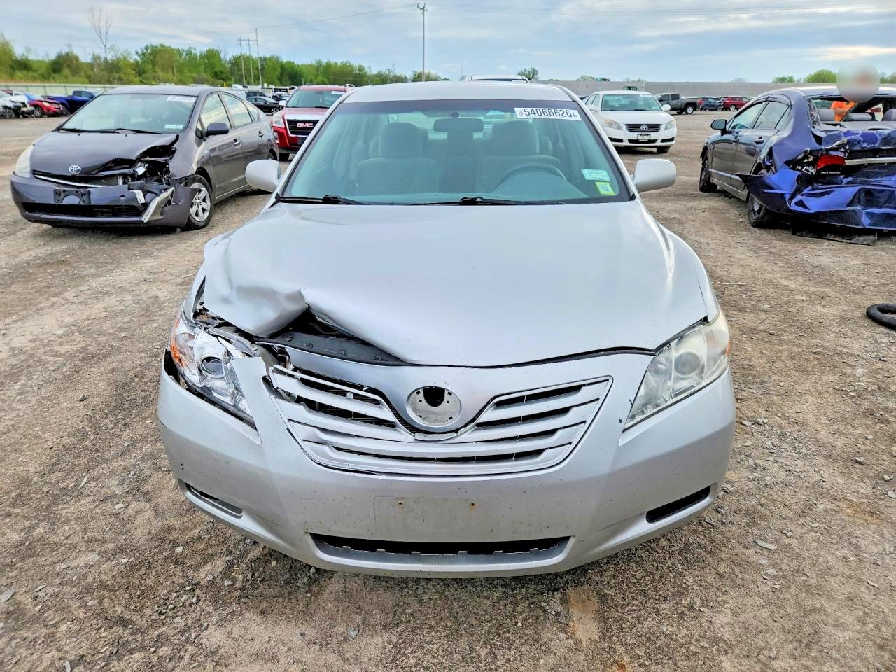 2009 TOYOTA CAMRY LE photo 9