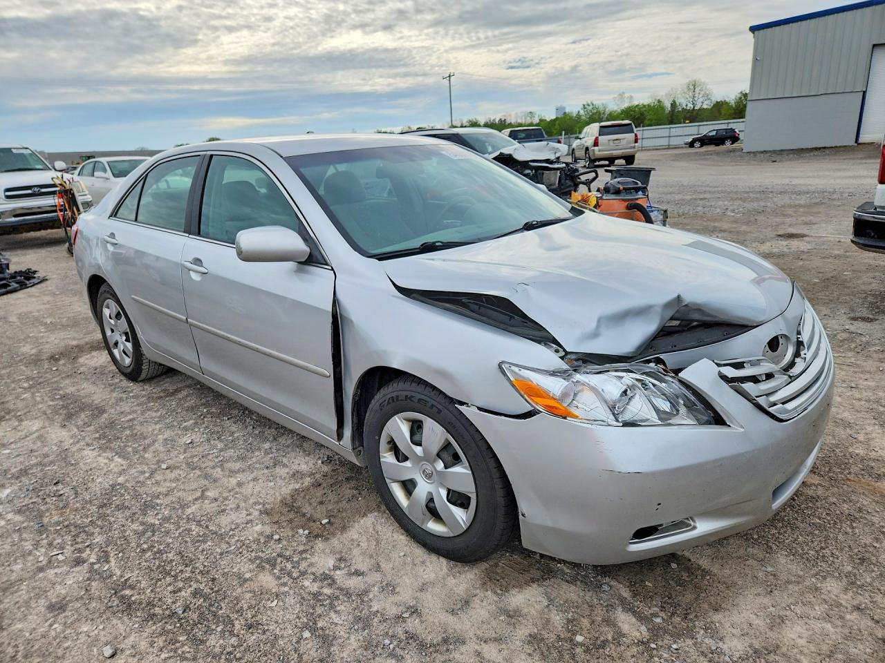 2009 TOYOTA CAMRY LE photo 7