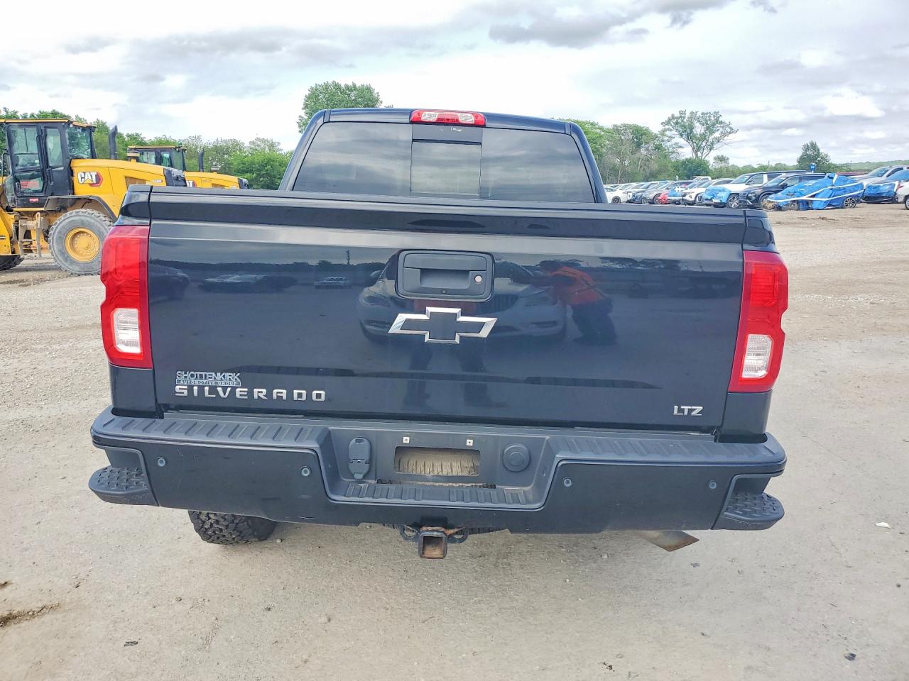 2016 CHEVROLET SILVERADO K1500 LTZ photo 11