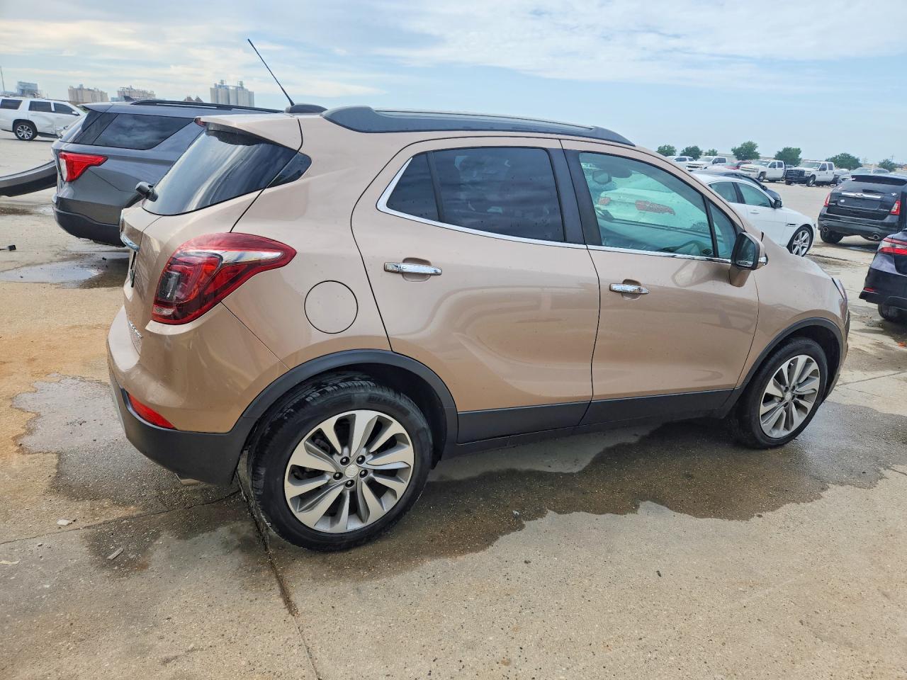 2018 BUICK ENCORE PREFERRED photo 5