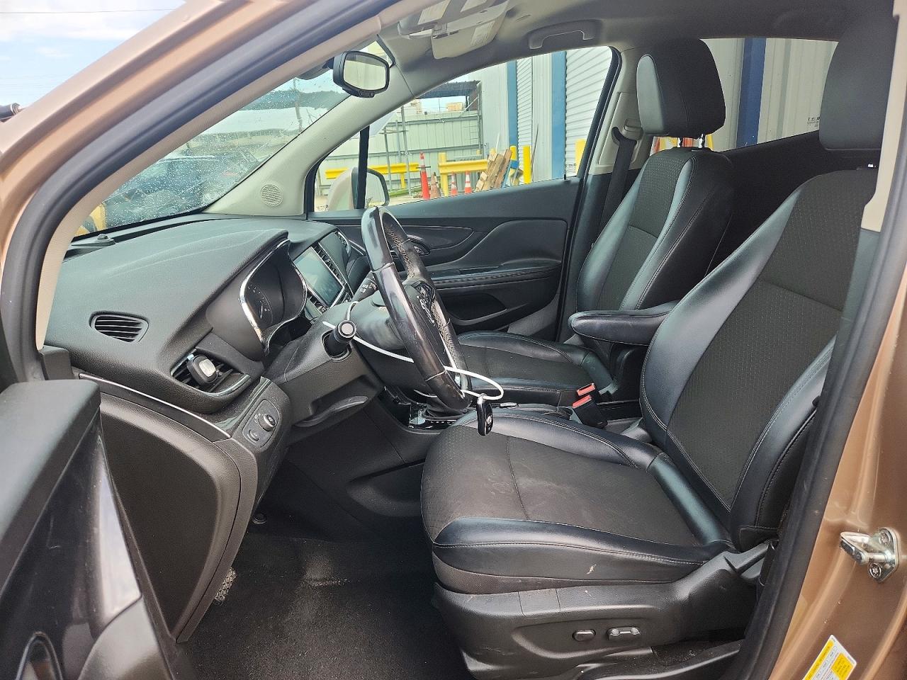 2018 BUICK ENCORE PREFERRED photo 13