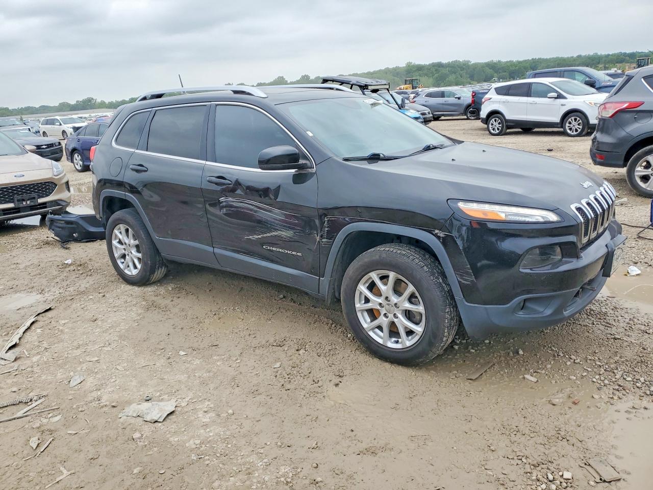 2017 JEEP CHEROKEE LATITUDE photo 7