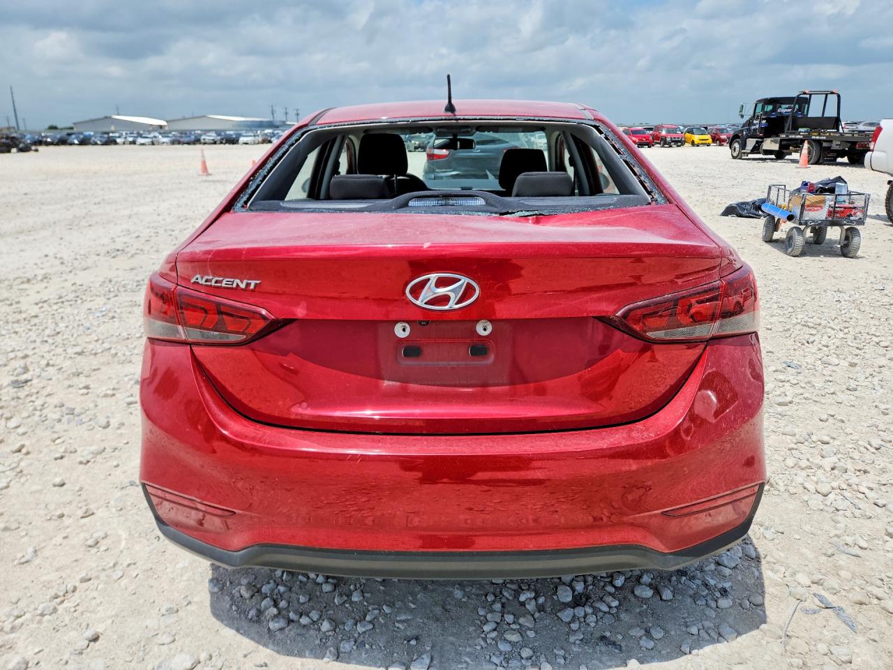 2019 HYUNDAI ACCENT SE photo 16