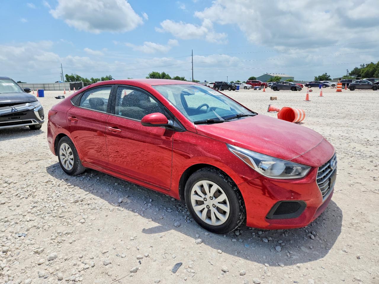 2019 HYUNDAI ACCENT SE photo 10