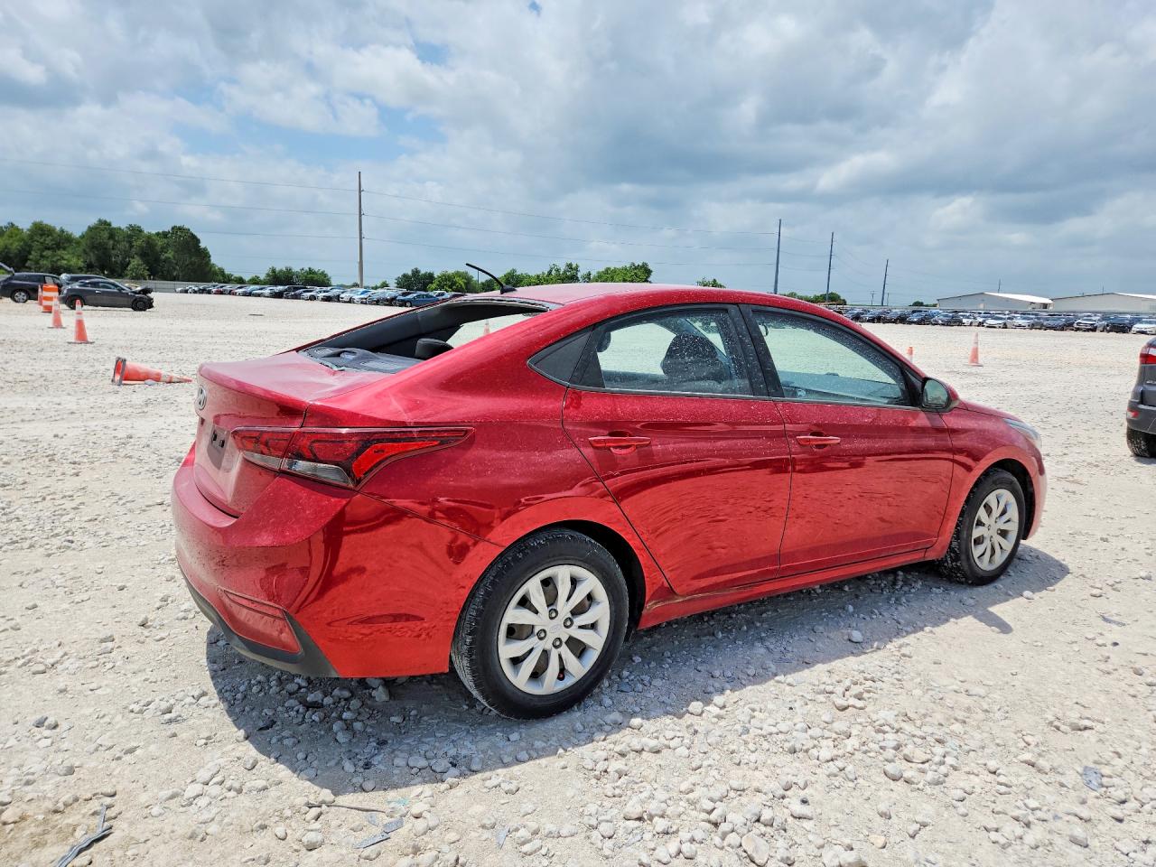 2019 HYUNDAI ACCENT SE photo 7