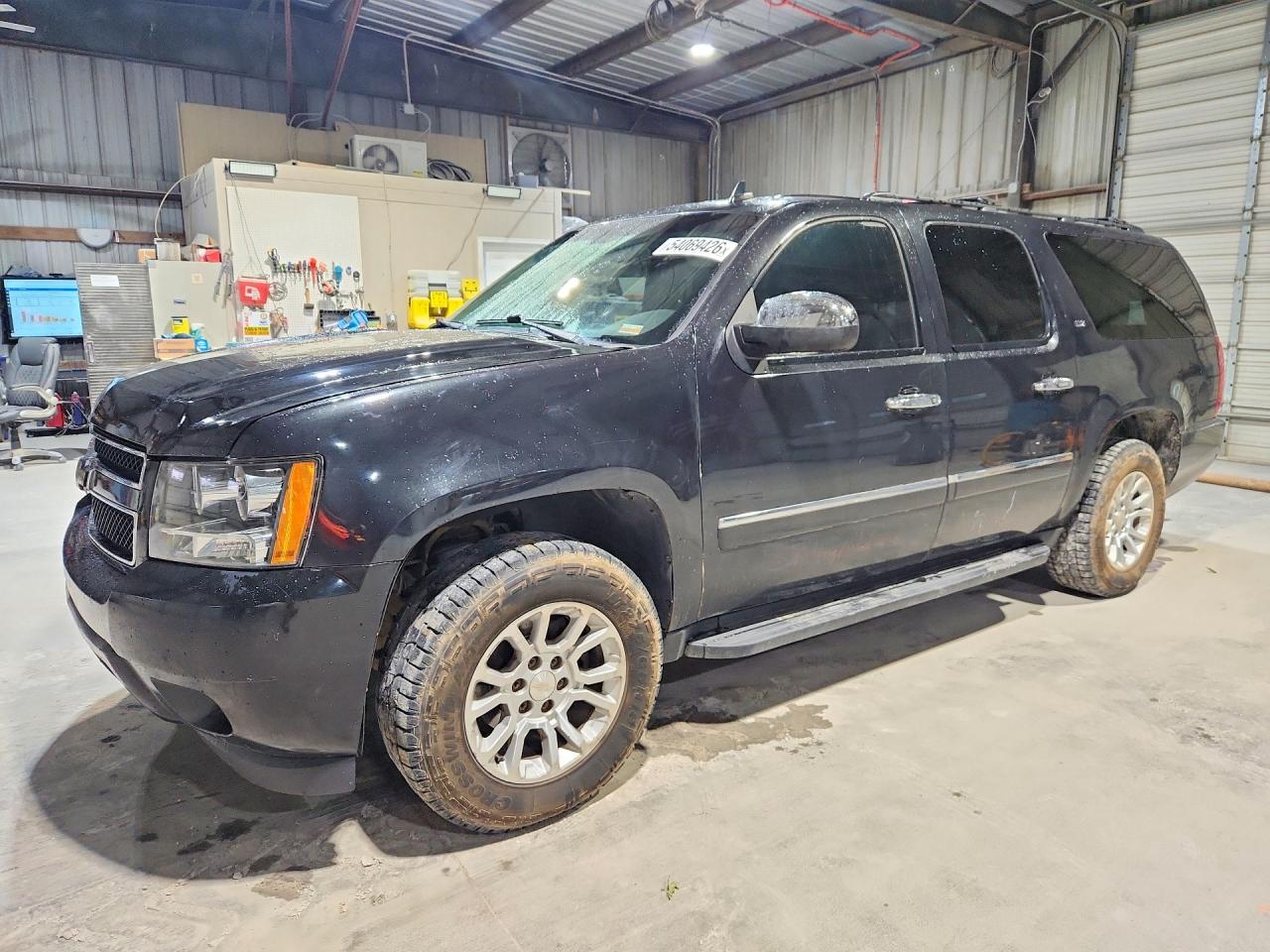 2011 CHEVROLET SUBURBAN