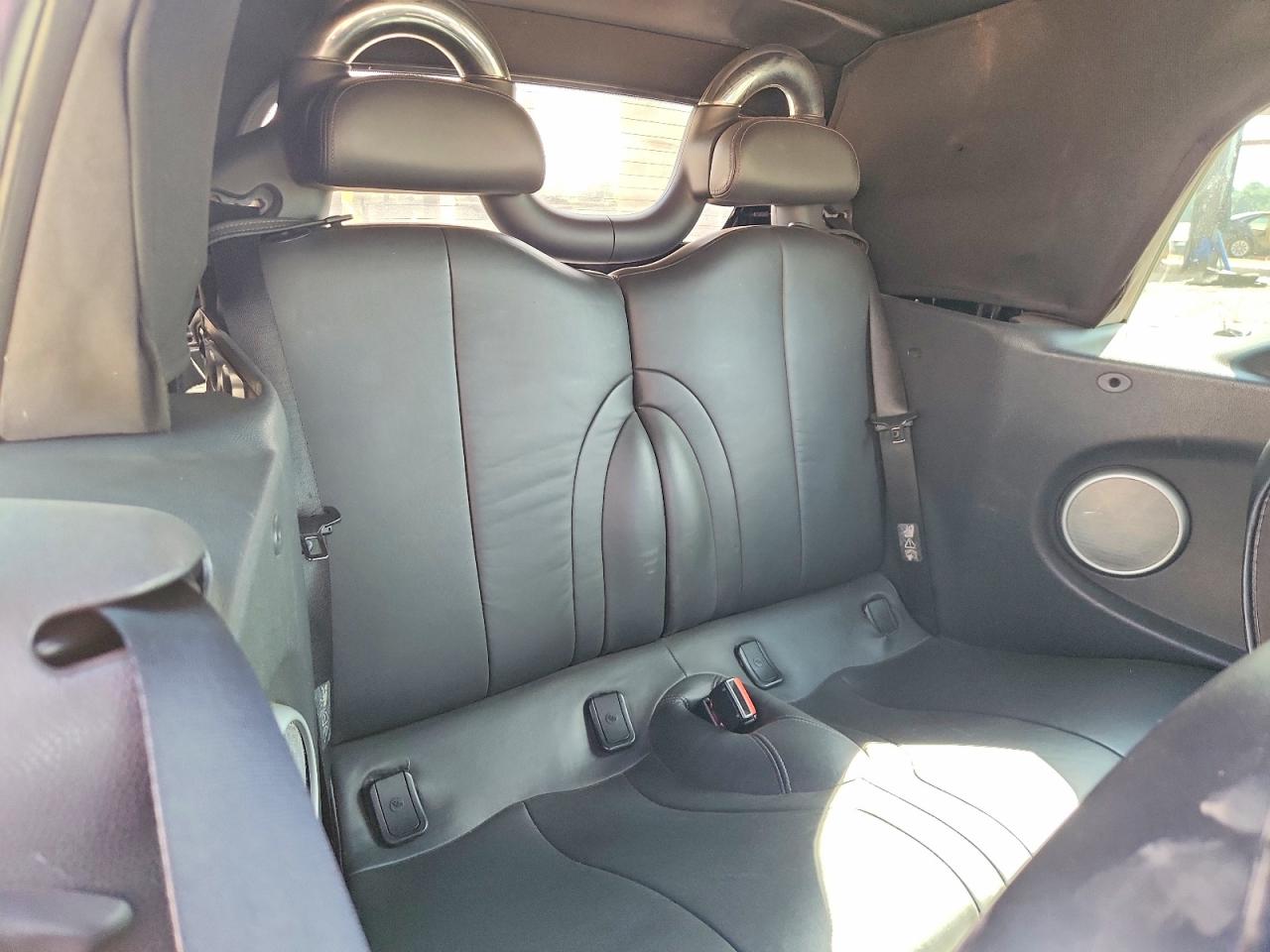 2006 MINI COOPER S photo 28