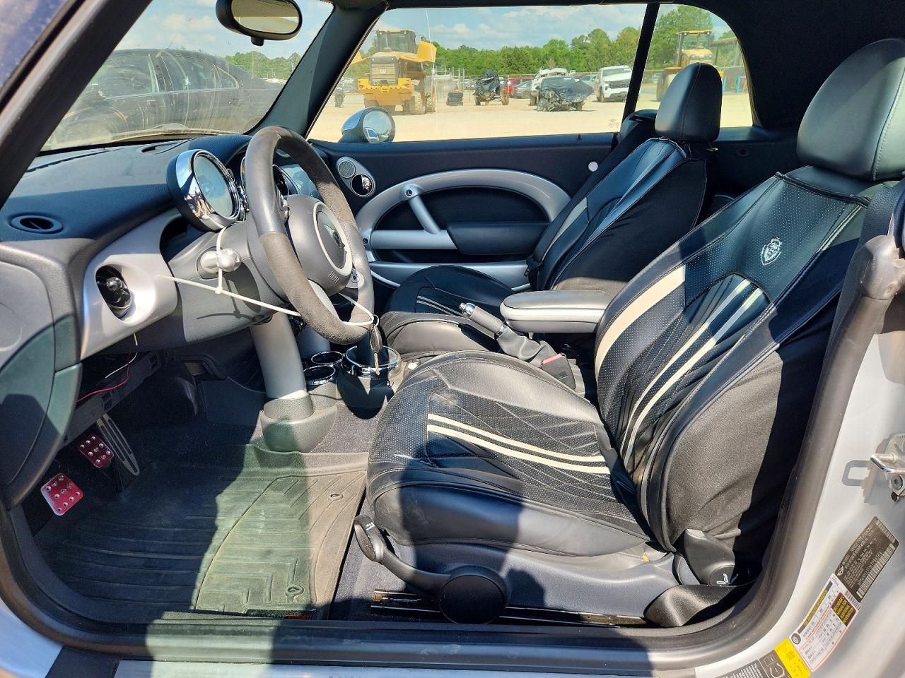 2006 MINI COOPER S photo 19