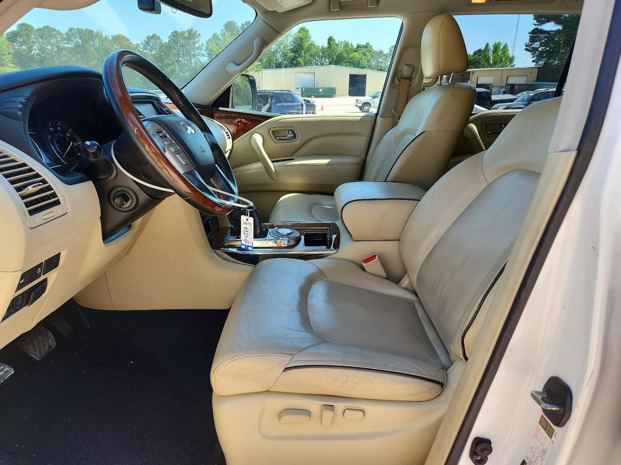 2018 INFINITI QX80 BASE photo 7